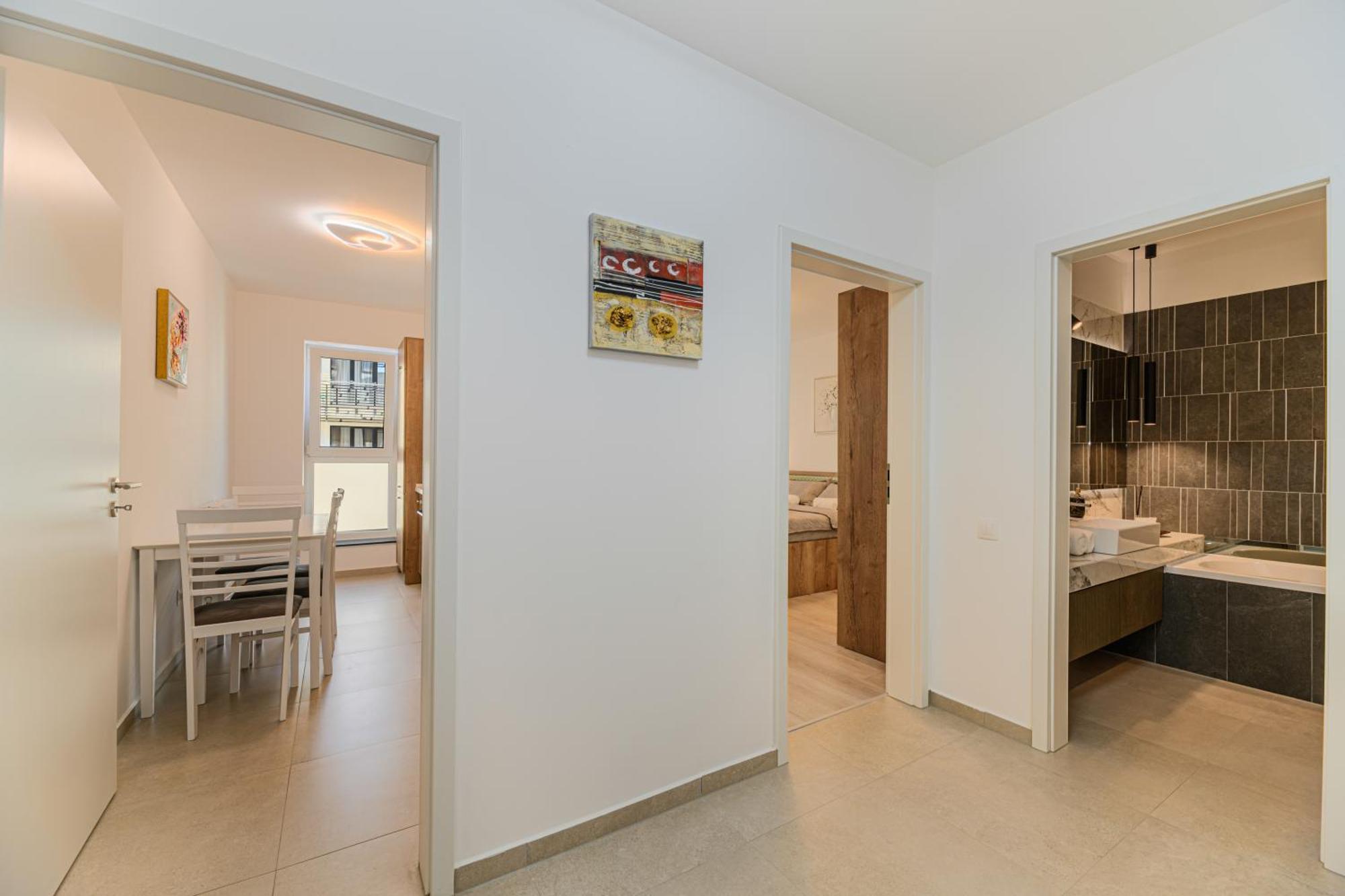 Luxury Landing Complex Qualis Apartment