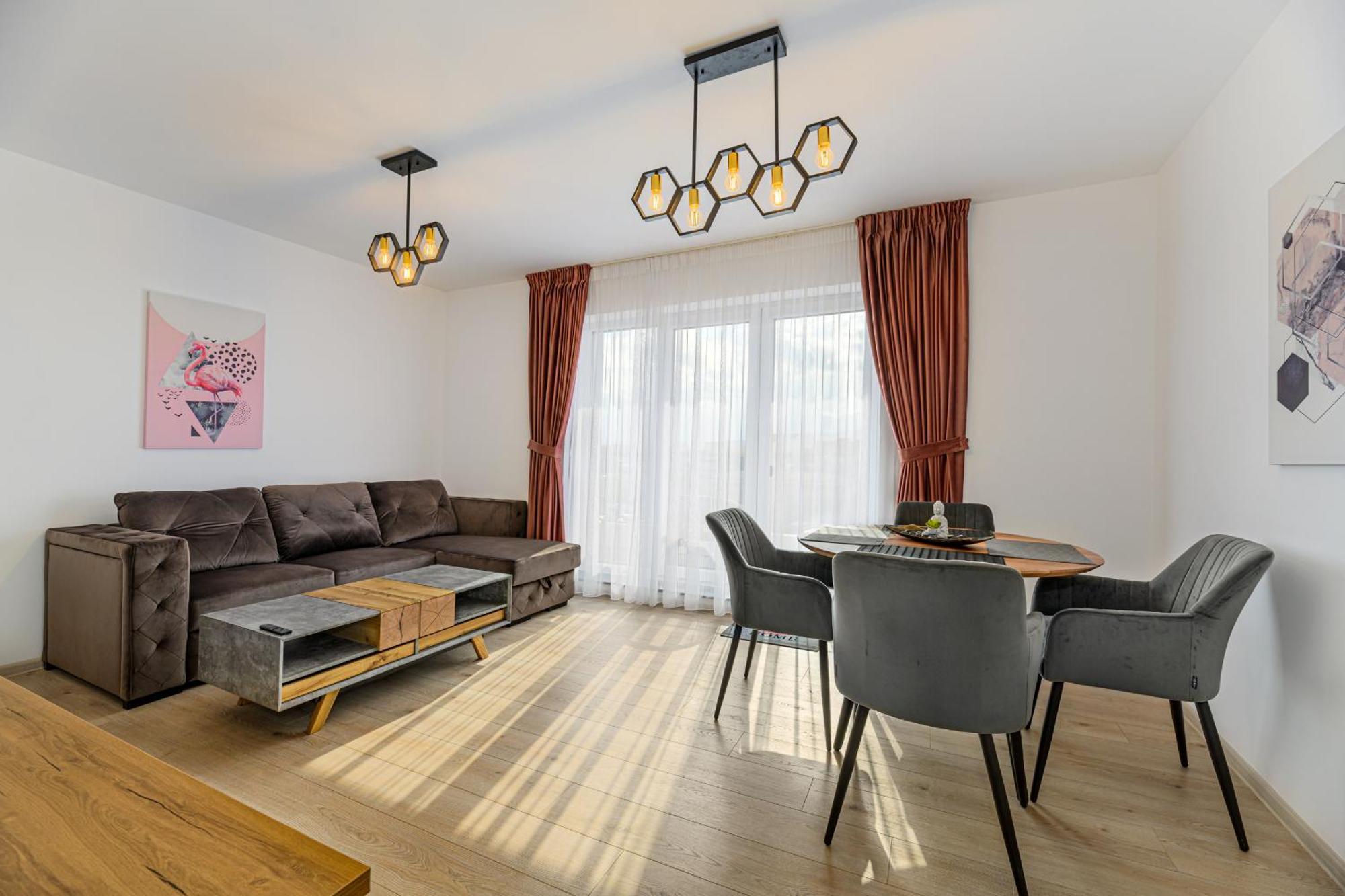 Luxury Landing Complex Qualis Apartment