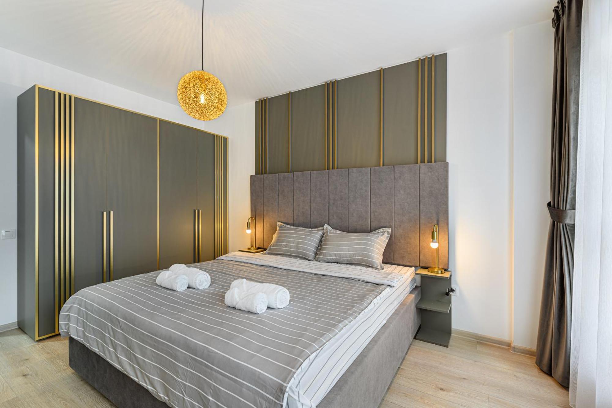 Luxury Landing Complex Qualis *